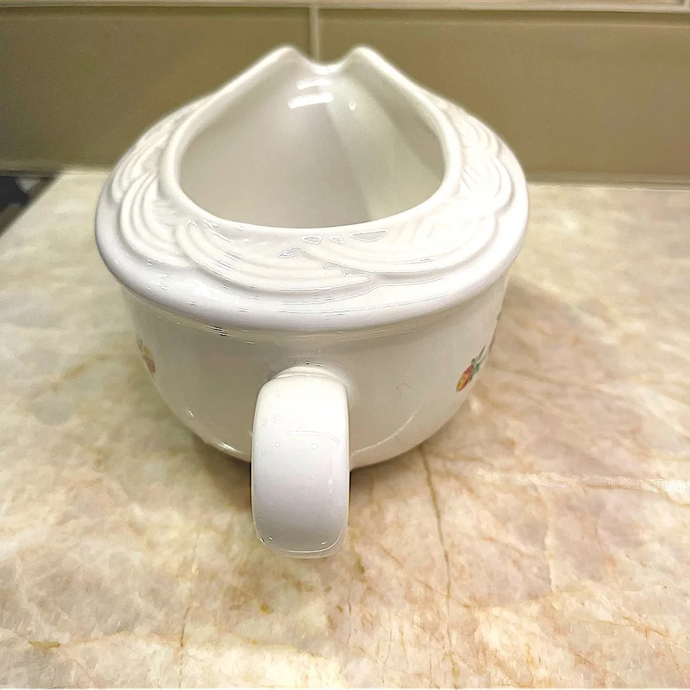 Pfaltzgraff Berry Basket Gravy Boat.  Made in USA